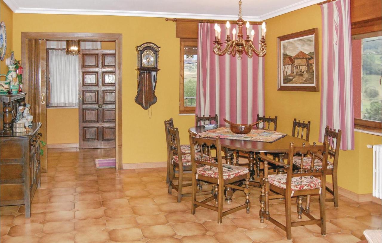 Gorgeous Home In Pilona With Kitchen La Pinera Exterior photo